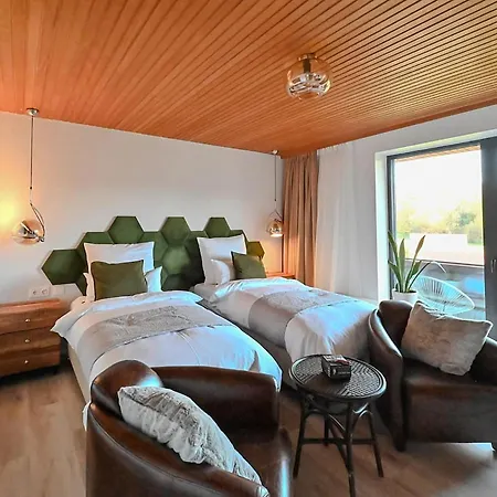 Privat Suite, Bei Ansbach Apartament *